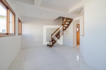 Sala de casa de condomínio à venda com 3 quartos, 109m² em Ipanema, Porto Alegre