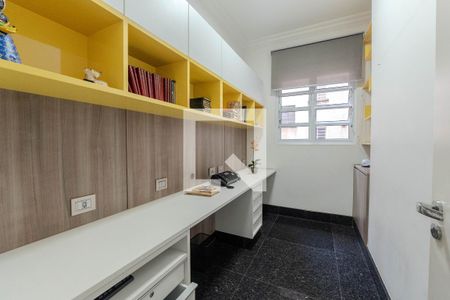 Quarto de Serviço de apartamento à venda com 4 quartos, 400m² em República, São Paulo