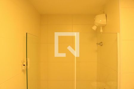 Banheiro de apartamento à venda com 2 quartos, 34m² em Lapa de Baixo, São Paulo