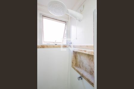 Banheiro de apartamento à venda com 2 quartos, 43m² em Jardim Boa Vista (zona Oeste), Osasco