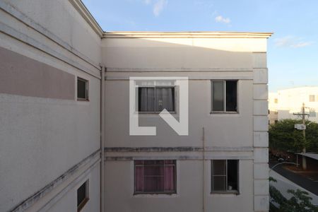 Sala - vista de apartamento para alugar com 2 quartos, 45m² em Residencial Greenville, Ribeirão Preto