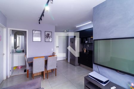 Sala de apartamento à venda com 2 quartos, 45m² em Sítio da Figueira, São Paulo