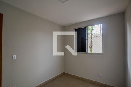 Quarto 2 de apartamento para alugar com 2 quartos, 52m² em Utinga, Santo André