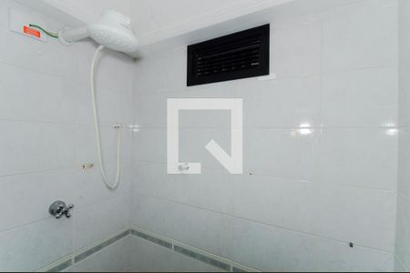 Banheiro Social de apartamento à venda com 3 quartos, 75m² em Vila Rosalia, Guarulhos