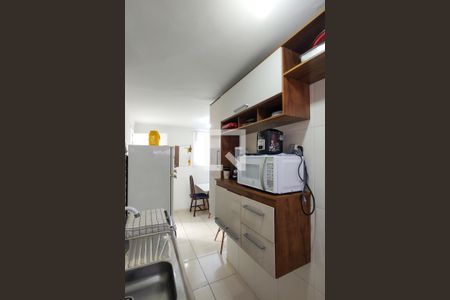 Cozinha de kitnet/studio para alugar com 1 quarto, 44m² em Vila Tupi, Praia Grande