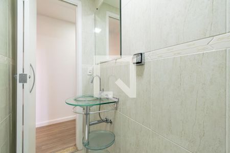 Lavabo de apartamento para alugar com 3 quartos, 75m² em Vila Guarani (zona Sul), São Paulo