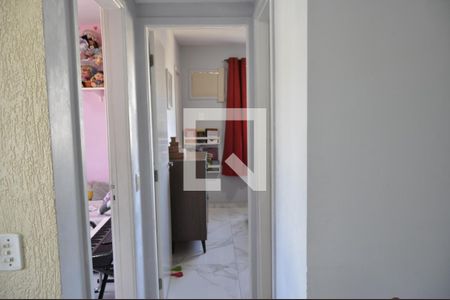 Corredor de apartamento à venda com 2 quartos, 60m² em Sampaio, Rio de Janeiro