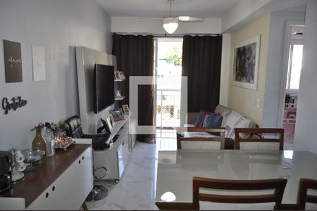 Sala de apartamento à venda com 2 quartos, 60m² em Sampaio, Rio de Janeiro