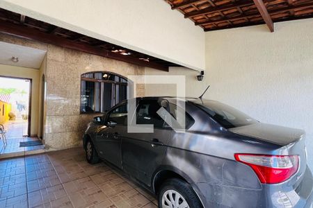 Garagem de casa à venda com 3 quartos, 181m² em Jardim Vila Galvao, Guarulhos