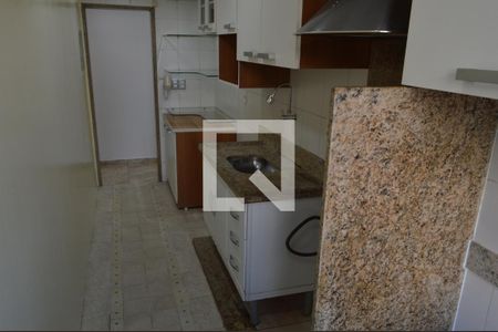 Cozinha de apartamento para alugar com 2 quartos, 51m² em Pechincha, Rio de Janeiro