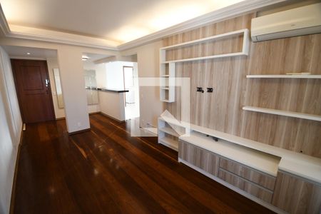 Sala de apartamento para alugar com 2 quartos, 77m² em Bosque, Campinas