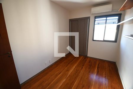 Quarto 1 de apartamento para alugar com 2 quartos, 77m² em Bosque, Campinas