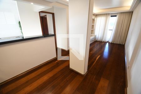 Sala de apartamento para alugar com 2 quartos, 77m² em Bosque, Campinas
