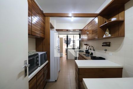 Cozinha de apartamento para alugar com 4 quartos, 217m² em Centro, Guarujá
