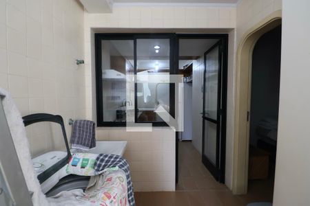 Área de Serviço de apartamento para alugar com 4 quartos, 217m² em Centro, Guarujá