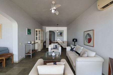 Sala de apartamento para alugar com 4 quartos, 217m² em Centro, Guarujá