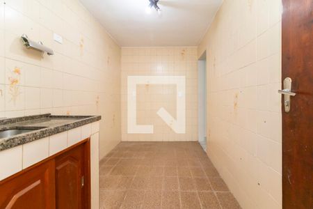 Cozinha de casa para alugar com 1 quarto, 32m² em Vila Corberi, São Paulo