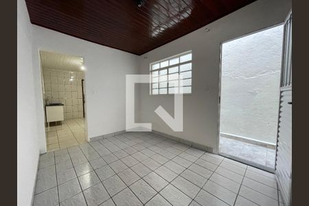 Sala de casa para alugar com 2 quartos, 90m² em Vila Universitaria, São Paulo