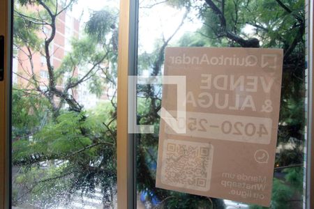 Plaquinha de apartamento para alugar com 2 quartos, 56m² em Cidade Baixa, Porto Alegre