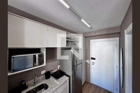 Cozinha de kitnet/studio para alugar com 1 quarto, 24m² em Santo Amaro, São Paulo