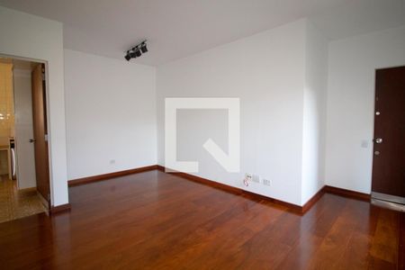 Sala de apartamento à venda com 3 quartos, 90m² em Cerqueira César, São Paulo