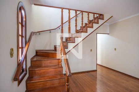 Escada de casa à venda com 3 quartos, 190m² em Vila Santa Luzia, São Bernardo do Campo