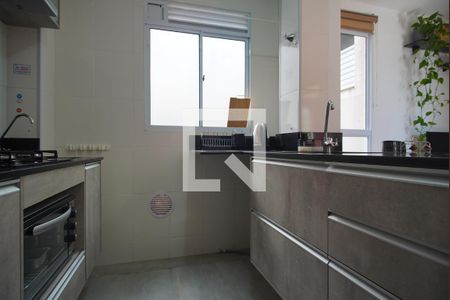 Cozinha de apartamento à venda com 2 quartos, 48m² em Morro Santana, Porto Alegre