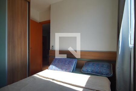 Quarto 1 de apartamento à venda com 2 quartos, 48m² em Morro Santana, Porto Alegre