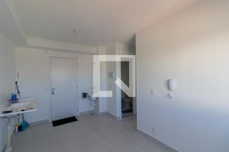 Sala/Cozinha de apartamento à venda com 2 quartos, 33m² em Engenheiro Goulart, São Paulo