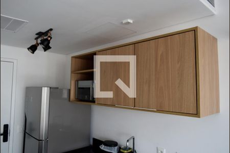Cozinha de kitnet/studio para alugar com 1 quarto, 29m² em Pinheiros, São Paulo