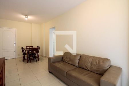 Sala de apartamento à venda com 2 quartos, 70m² em Barra da Tijuca, Rio de Janeiro