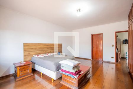 Suíte 1 de casa à venda com 4 quartos, 336m² em City Bussocaba, Osasco
