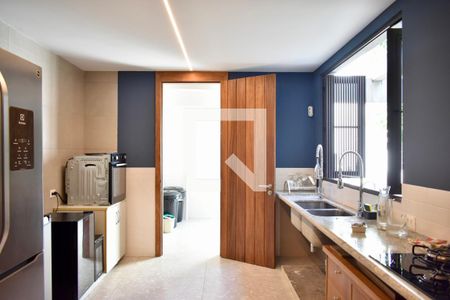 Cozinha de casa para alugar com 4 quartos, 290m² em Planalto Paulista, São Paulo
