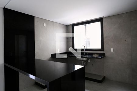 Cozinha de apartamento à venda com 3 quartos, 98m² em Silveira, Belo Horizonte