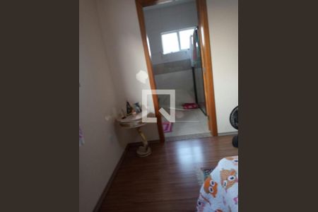 Casa à venda com 3 quartos, 160m² em Vila Brasilina, São Paulo