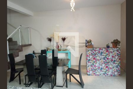 Casa à venda com 3 quartos, 160m² em Vila Brasilina, São Paulo