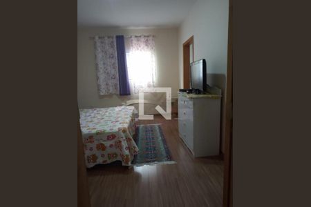 Casa à venda com 3 quartos, 160m² em Vila Brasilina, São Paulo