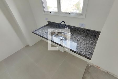 cozinha/Área de serviço de apartamento à venda com 2 quartos, 56m² em Parque das Nações, Santo André