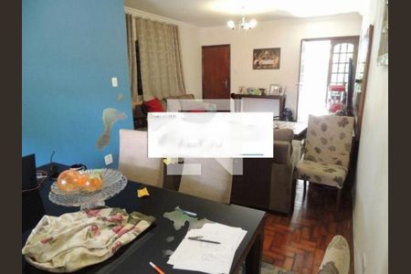 Casa à venda com 4 quartos, 155m² em Vila Monumento, São Paulo