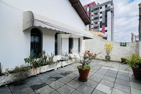 Garagem de casa à venda com 5 quartos, 342m² em Macedo, Guarulhos
