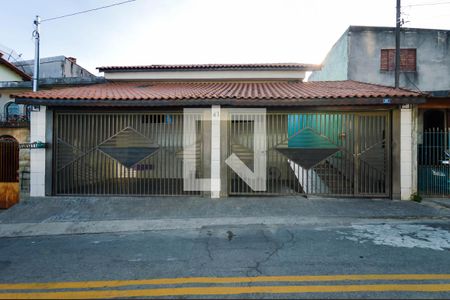 Fachada de casa à venda com 2 quartos, 250m² em Vila Sao Joao Batista, Guarulhos