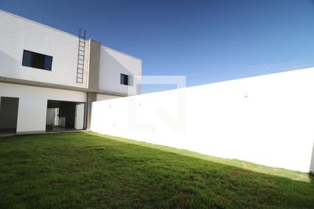 Quintal de casa para alugar com 2 quartos, 85m² em Shopping Park, Uberlândia