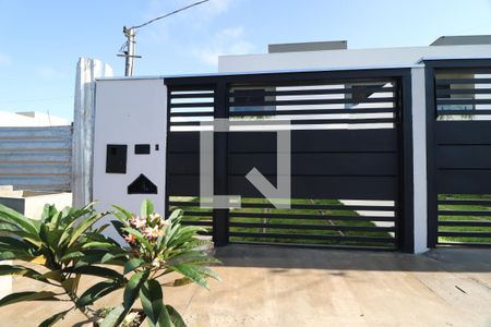Fachada de casa para alugar com 2 quartos, 85m² em Shopping Park, Uberlândia