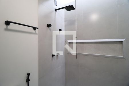 Banheiro/Suíte 2 de casa para alugar com 2 quartos, 85m² em Shopping Park, Uberlândia