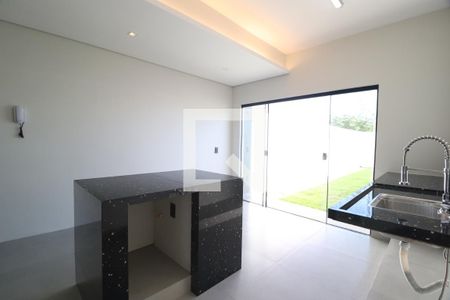 Cozinha de casa para alugar com 2 quartos, 85m² em Shopping Park, Uberlândia
