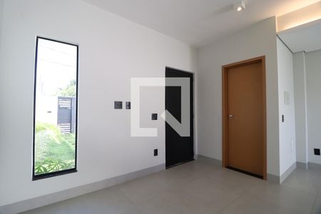 Sala de casa para alugar com 2 quartos, 85m² em Shopping Park, Uberlândia