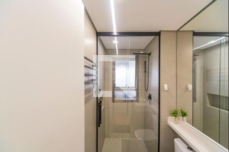 Banheiro do Quarto 1 de apartamento para alugar com 3 quartos, 112m² em Vila Gilda, Santo André