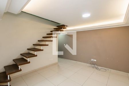 Sala de casa para alugar com 3 quartos, 160m² em Cangaiba, São Paulo