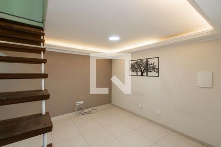 Sala de casa para alugar com 3 quartos, 160m² em Cangaiba, São Paulo