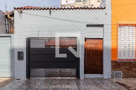 Fachada de casa à venda com 2 quartos, 170m² em Menino Deus, Porto Alegre